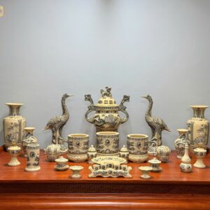 Bộ Đồ Thờ Truyền Thống Bát Hương Rồng Đắp Nổi Kết Hợp Đỉnh Hạc Tứ Linh Tinh Xảo Ban 175cm – 217cm