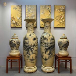 Combo Choé H60 & Lộc Bình 1M55 Hoạ Tiết Lý Ngư Vọng Nguyệt Men Gốm Truyền Thống