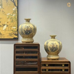 Cặp Bình Hút Lộc Gốm Chu Đậu Tứ Cảnh H30 Men Cổ Lam Vẽ Vàng 24K Tinh Xảo